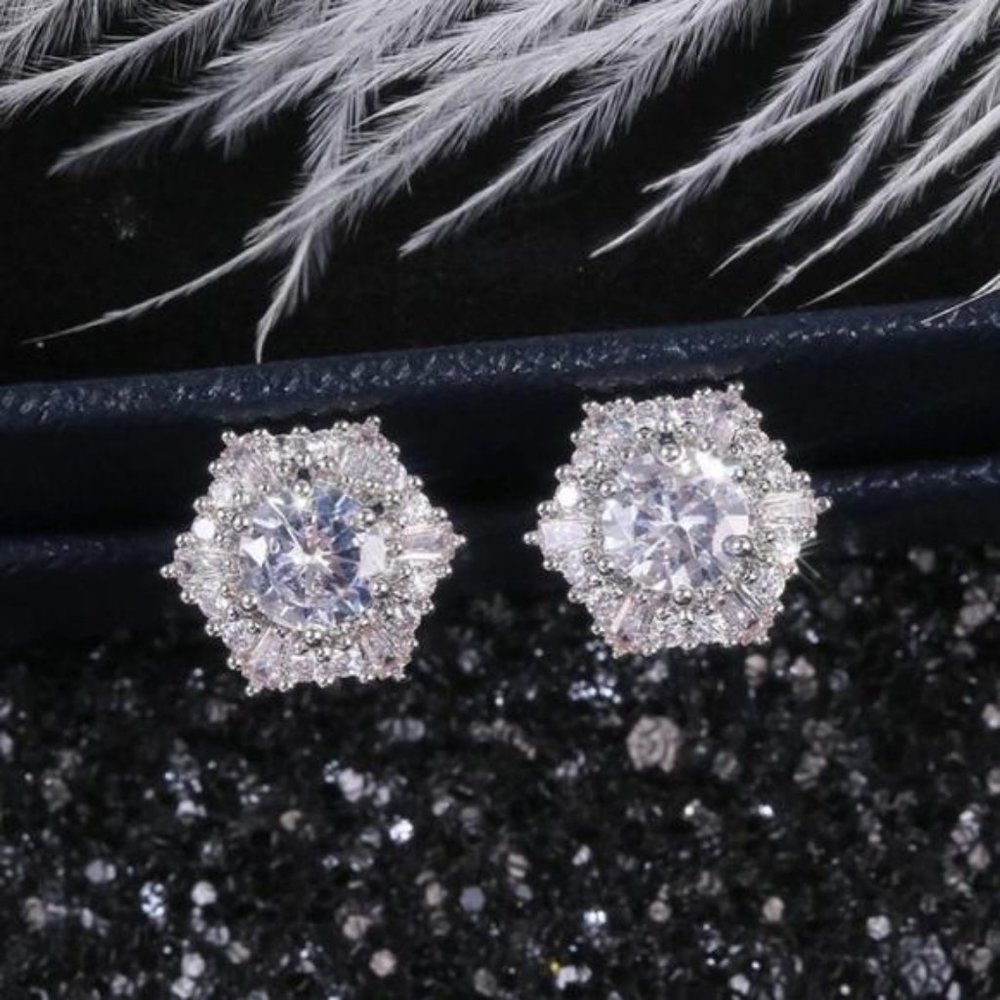 NEW DIAMOND 925 STERLING SILVER HEXAGON EARRINGS, NICE EARRINGS, CUTE EARRINGS. - Picture 5 of 5